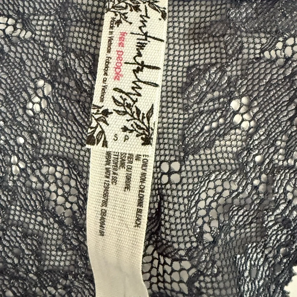 Free People Wild Roses Lace Racerback Bralette Bra Small‎ NWT Grey Combo